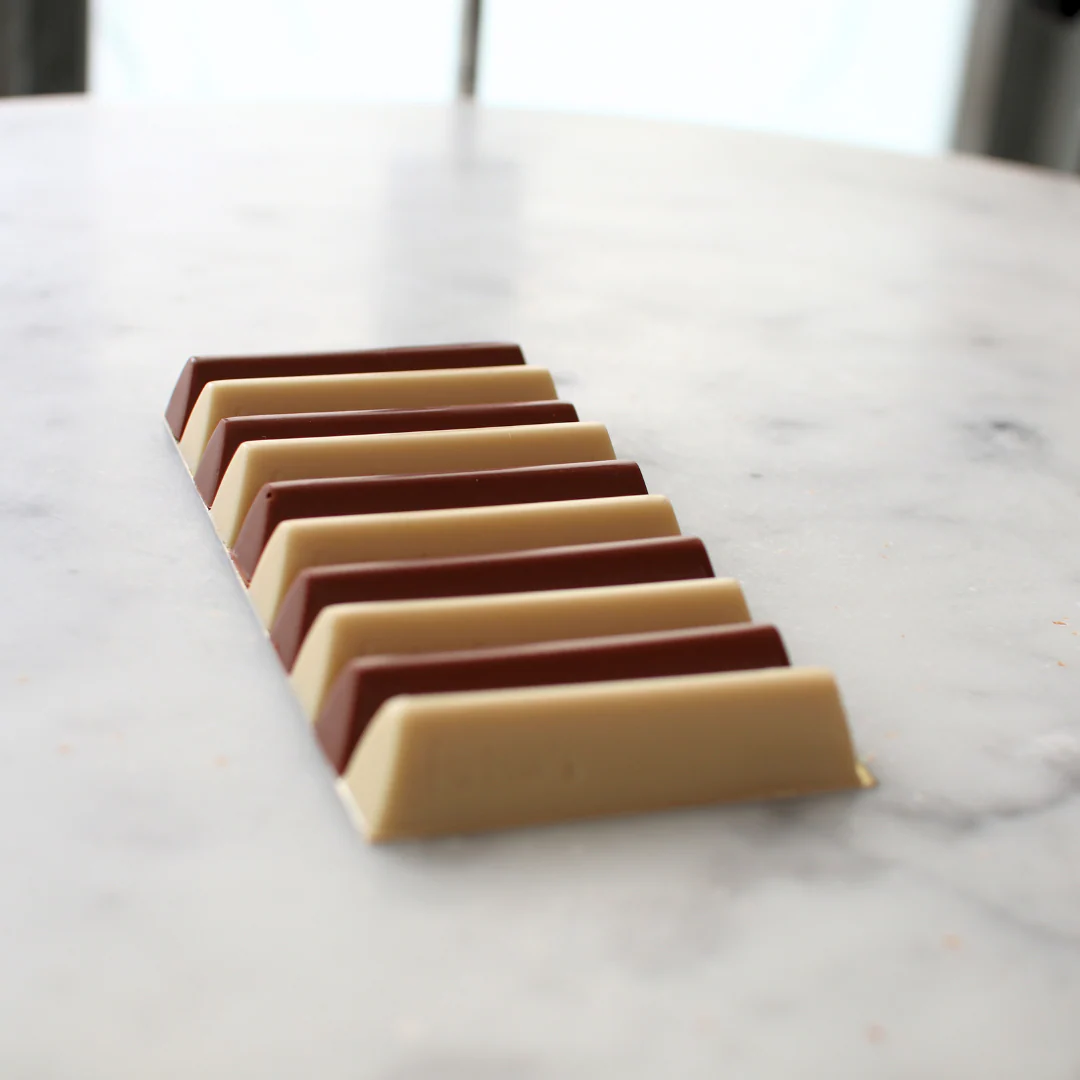 10 Assorted Chocolate Batons - Image 3