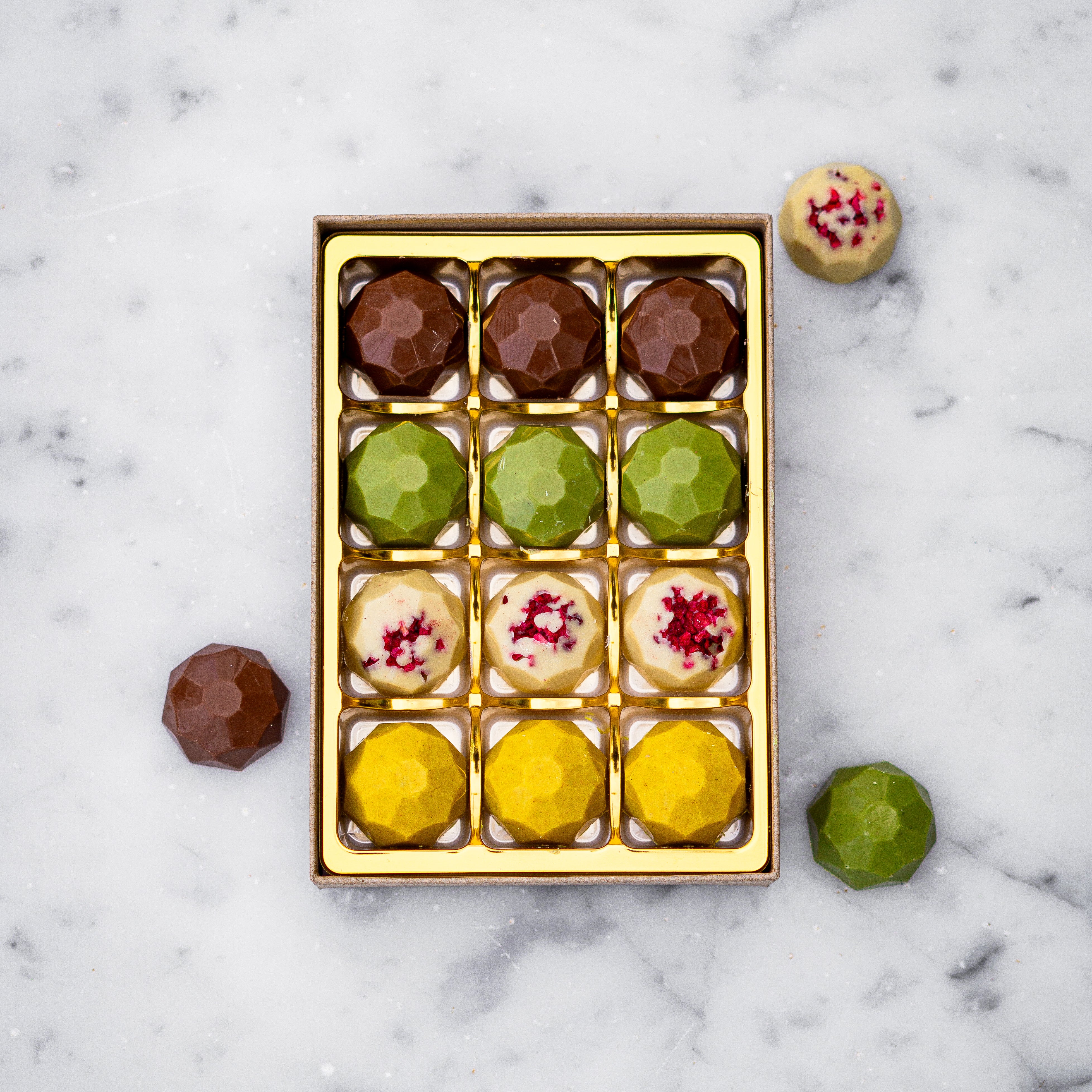 12 Superboost Casholate Chocolates - Image 3